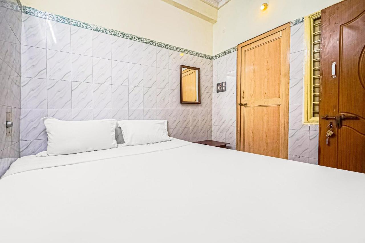 Hotel SPOT ON 84555 Venkata Sai Residency Tirupati Exterior foto