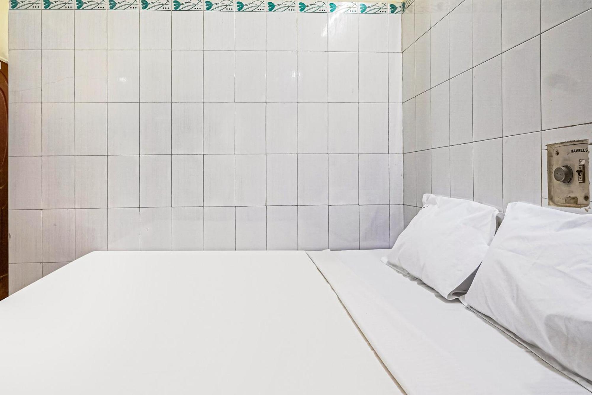 Hotel SPOT ON 84555 Venkata Sai Residency Tirupati Exterior foto